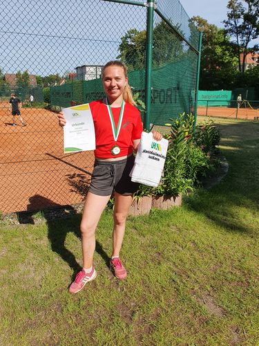 Antonia Hubalek von der Uni Leipzig holte sich den Titel im Damen EinzelAntonia Hubalek von der Uni Leipzig holte sich den Titel im Damen Einzel