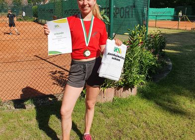 Antonia Hubalek von der Uni Leipzig holte sich den Titel im Damen EinzelAntonia Hubalek von der Uni Leipzig holte sich den Titel im Damen Einzel